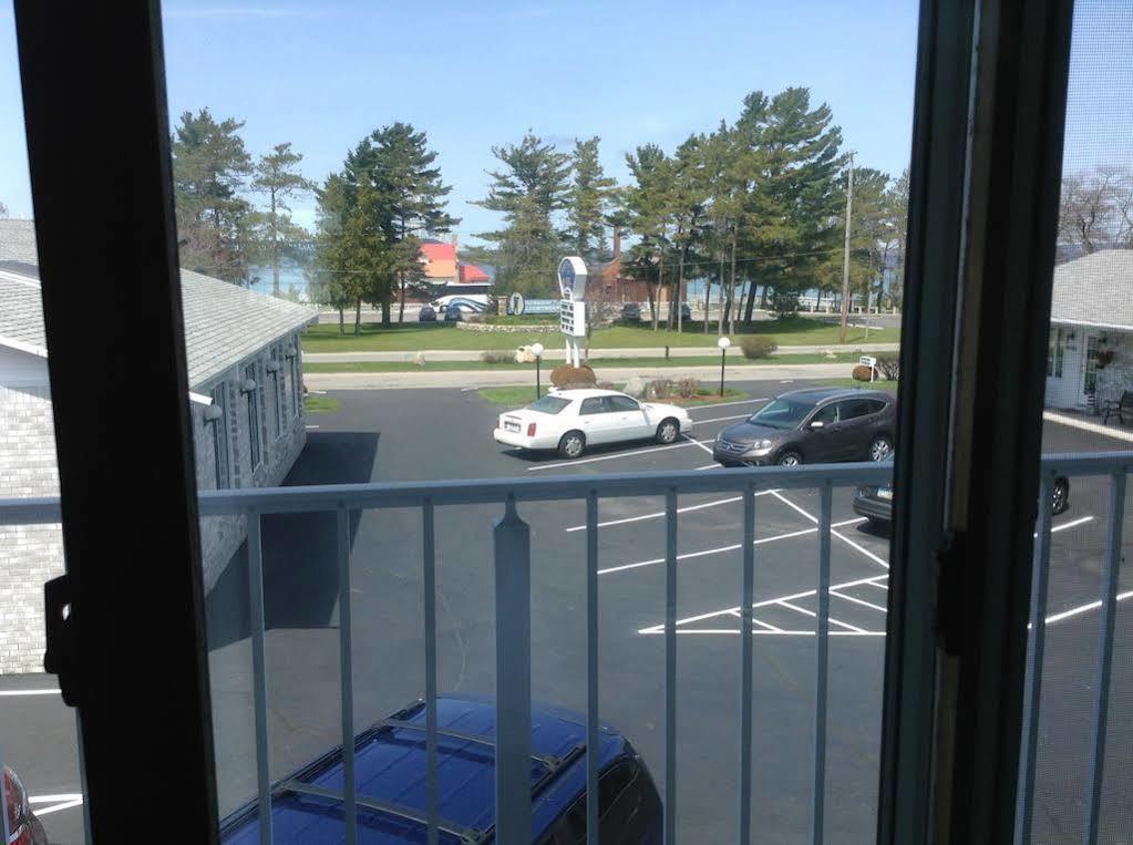 Lighthouse View Motel Mackinaw City Εξωτερικό φωτογραφία